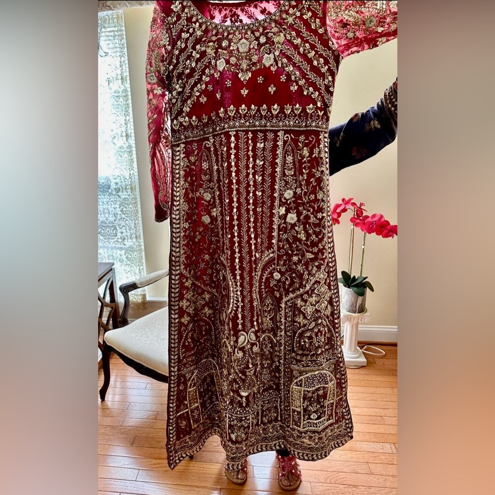 Beautiful Party/Wedding Guest Pakistani Suit! All handmade! Originally $750!